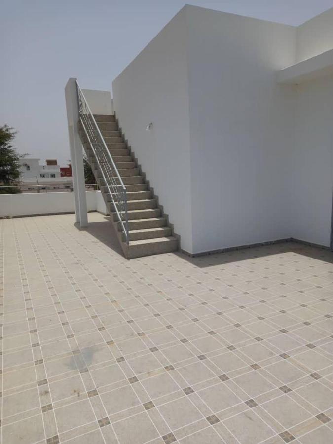 Villa Diambars Sali Tap Экстерьер фото